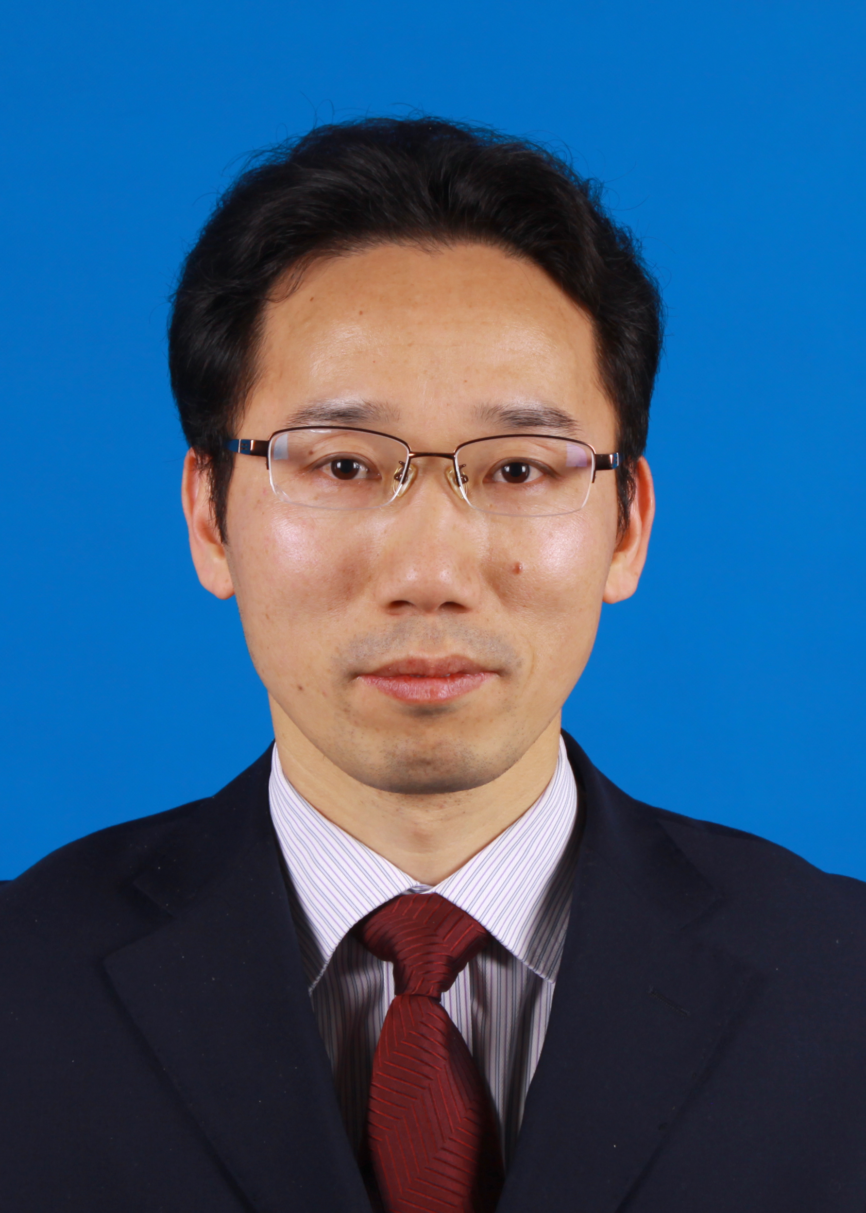 蒋俊杰 副主任 教授