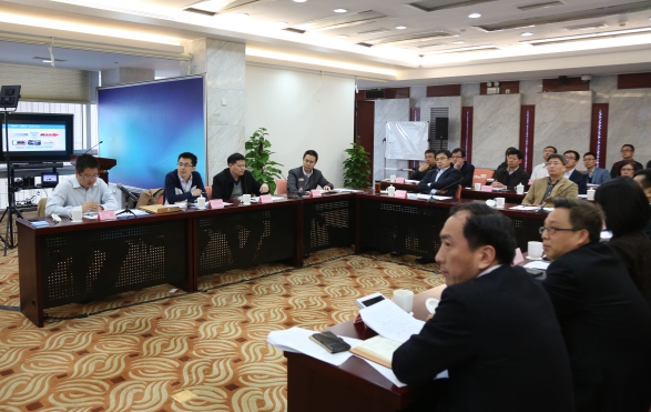 干教局三处赵莫辉处长,上海市委组织部干教处调研员黄达明副处长参加