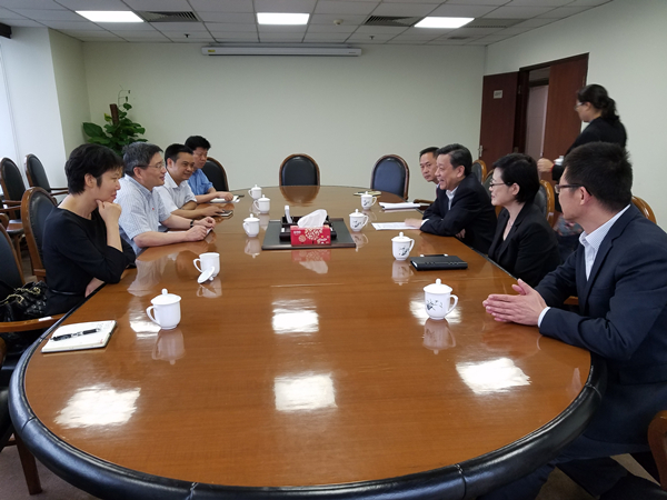 新闻中心 学院要闻 俞敏亮表示,服务学院发展是上海市委交办的重要